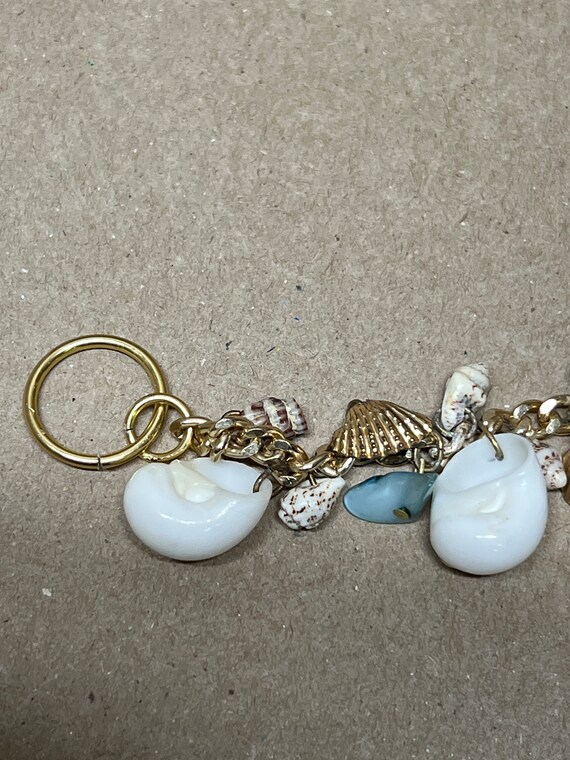 adorable vintage dime store shell charm bracelet … - image 6