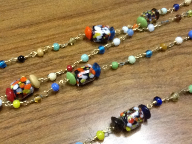 Hippie glass beaded neacklace 48 1960's hand made NOS. image 7