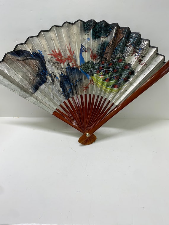 Vintage dime store lacquer wood fan with foil des… - image 1