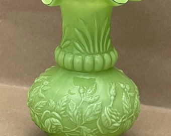 vintage dime store green milk glass lamp base/ vase Portugal.