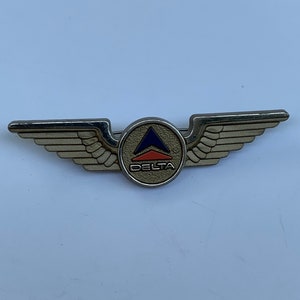 vintage airline collectible set of 2 kids wing pin backs Delta and American Airlines