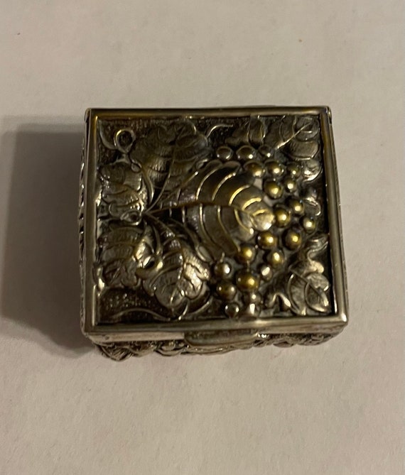 Vintage Silver PillBox Grapes Leaves and floral de