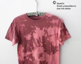 Maroon and Pink Tie dye T-shirt,  Acid wash Shirt, Streetwear red Tee, Grunge, Rocker, graphic, Small unisex