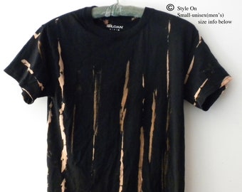 Tie dye Black shirt, T-shirt, abstracted acid wash vertical stripes Tee, Grunge, Geometric, Stripes, Unisex, Small