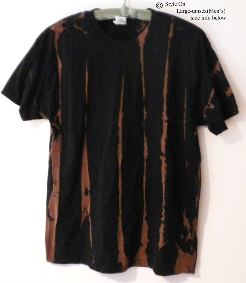 41 Black Tie Dye Graphic Shirt Gif
