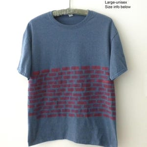 Hand-Painted Brick Design T-Shirt: Mid-Century Modern Art Tee (Large Unisex)