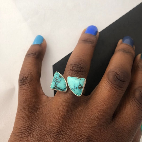 Contemporary Silver Ring with Gemstones, Turquoise Silver Ring, Square Ring, Turquoise Gemstones.