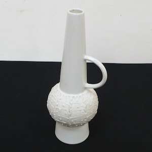 60er Vase KPM Royal Bisquit Porzellan weiß mit kleinen Tropfen Mid Century Modern