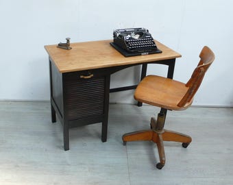Antiker Schreibtisch klein, Rolladentüre 4 Schübe, Nußb dkl + hell, Art Déco
