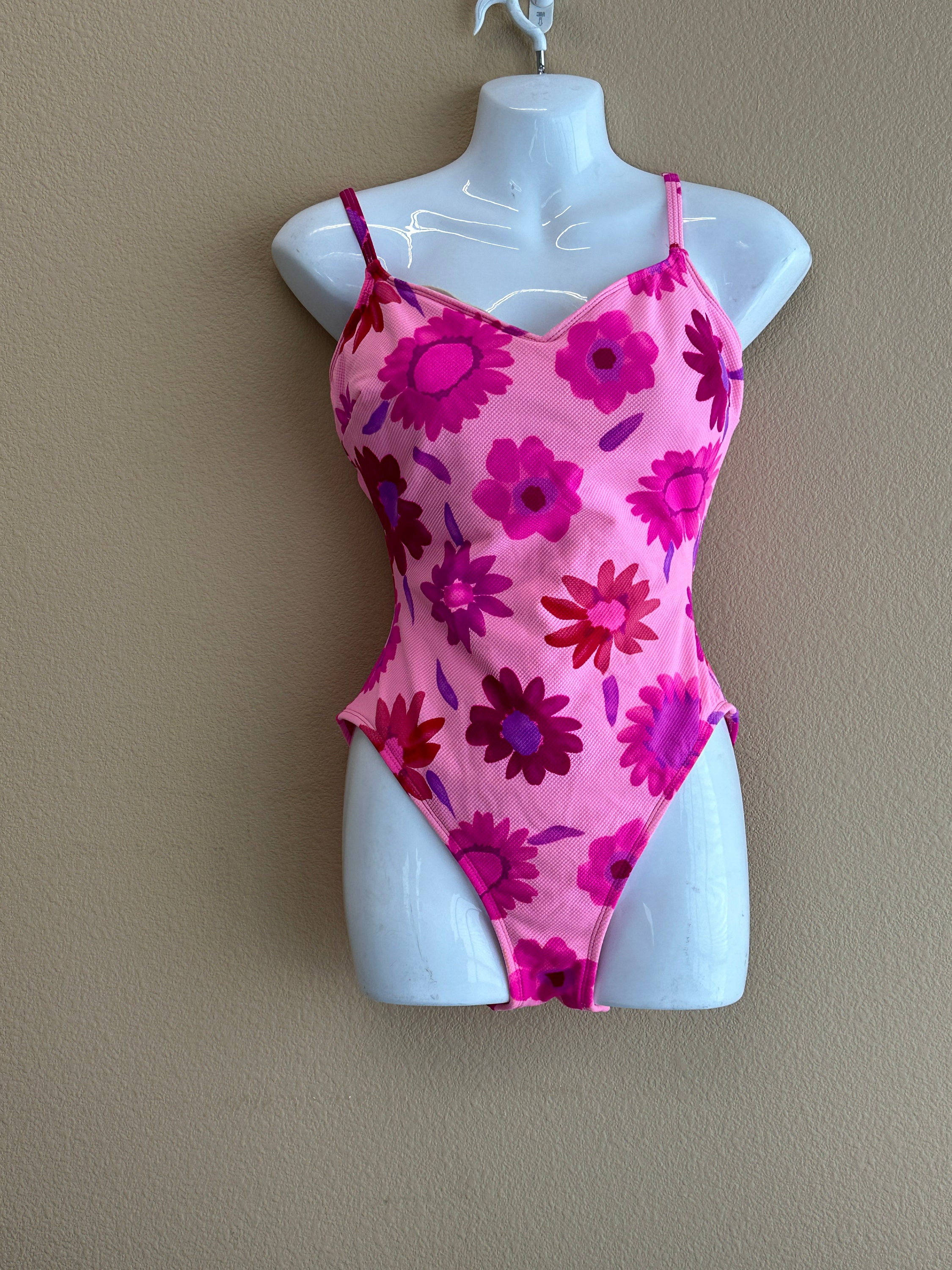 [ODDONEOUT] FLOWER SHIRRING TUBE ONE PIECE /追跡付 ODDONEOUT]FLOWER SHIRRING ONE PIECE SKY/追跡付 (ODD ONE OUT