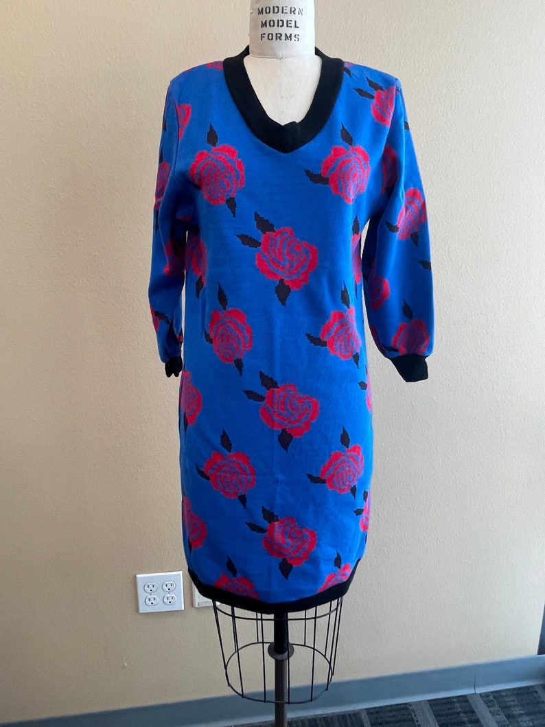 Vintage 80s 90s Cobalt Blue w Retro Red Roses Knit Sweater Oversize Dress M/L image 1