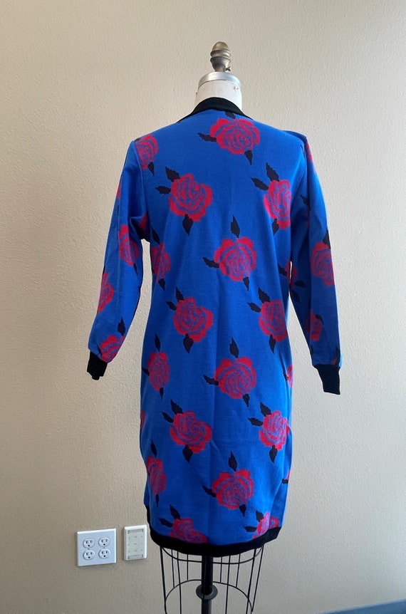 Vintage 80s 90s Cobalt Blue w Retro Red Roses Kni… - image 6