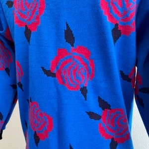 Vintage 80s 90s Cobalt Blue w Retro Red Roses Knit Sweater Oversize Dress M/L image 7