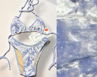 Vintage 90-tals pastellblå enfärgad velour Crush sammet halterneck bygelfri triangelknytningstopp djupt urringad brasiliansk bikini med hög midja och benskuren passform