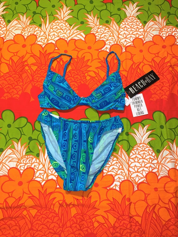 Vintage 90s does 70s Beach Bay Psychedelic Turquoi
