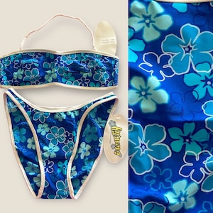 Vintage 90s Y2K Deadstock Cobalt Blue White Lining Retro Hawaiian Plumerias Convertible Wireless Halter Bandeau Plunge High Waisted Leg Cut