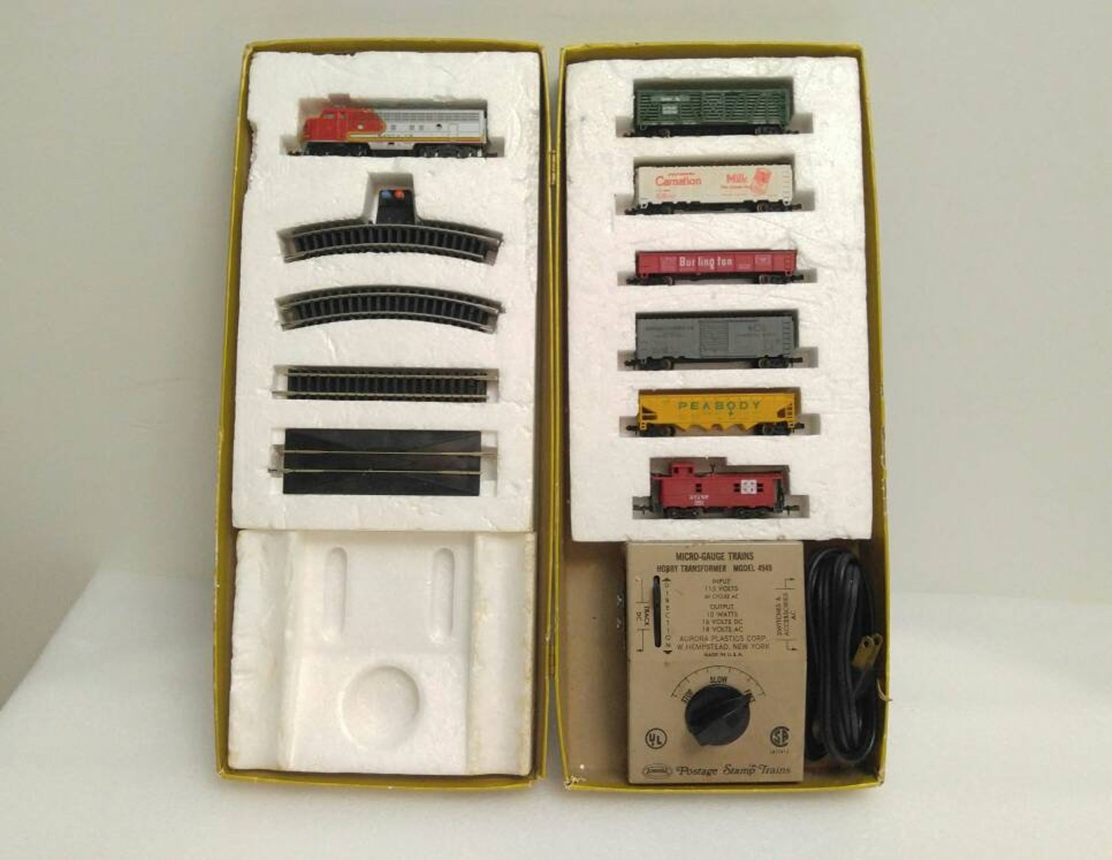 Vintage Aurora Postage Stamp Train set N Scale 4724 Santa Fe Etsy