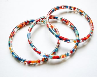 Pulseras de confeti rojo: conjunto de tres pulseras apilables vintage de acetato italiano