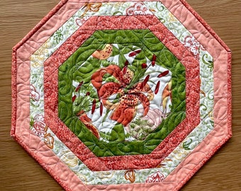 Octagon Table Topper, Quilted Table Topper, Lily Quilted Topper, Table Topper, Housewarming Gift, Summer Table Topper, Reversible Mat