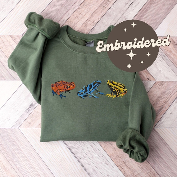 Embroidered Dart Frog Sweatshirt Gift for Frog Lover, Poison Dart Frog Crewneck Frog Gifts Frog Sweatshirt Embroidery, Dart Frog Y2K Sweater