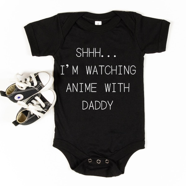 Body bébé regarder un anime avec papa, vêtements pour bébé anime manga, futur nerd anime, révélation de bébé, faire-part de grossesse, cadeau nouveau papa