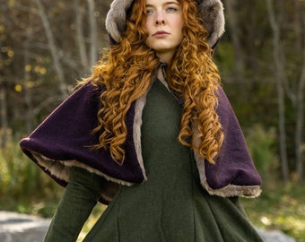 Lagertha Winter Capelet