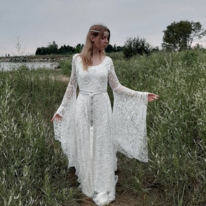 Elven Queen Bridal Gown image 8