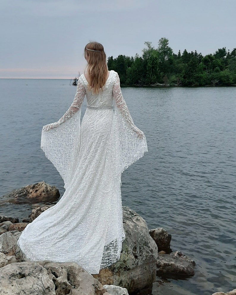 Elven Queen Bridal Gown image 2