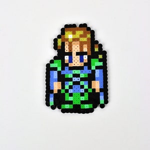 Edgar de Final Fantasy VI Magnet Perler Bead Super Nintendo