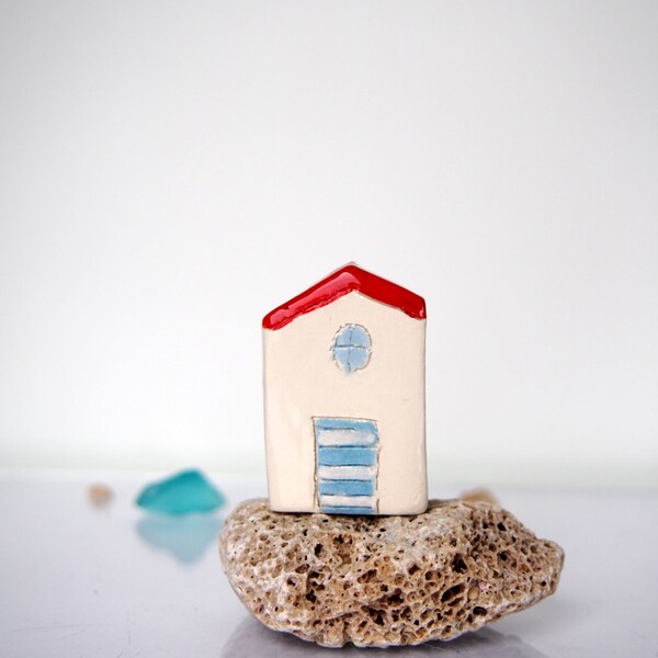 Little clay houses Summer Ceramic Beach house -  Handmade ceramics, White house with Red roof, Little clay miniature sculpture art