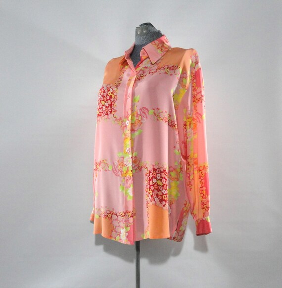 1980s Dianne Von Furstenberg Floral Silk Tunic in… - image 2