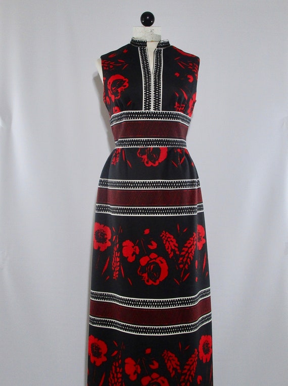 70s Sleeveless Floral Maxi, Vintage Red White Blac