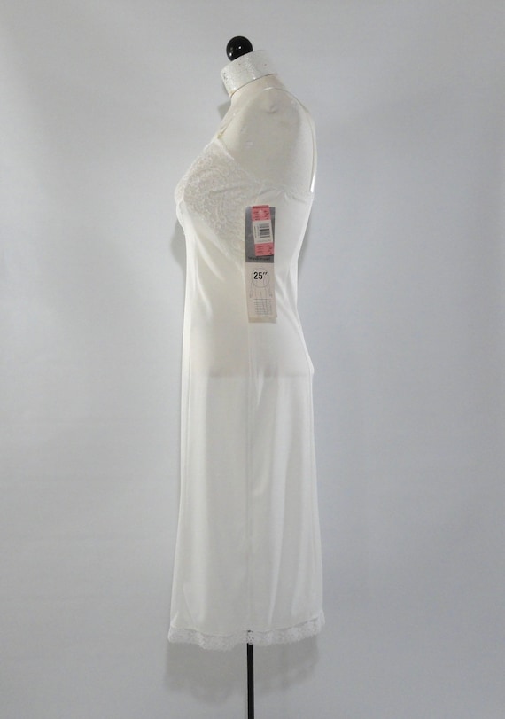 Deadstock Vintage 1960s 1970s White Non Cling Ful… - image 3