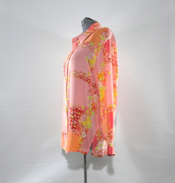 1980s Dianne Von Furstenberg Floral Silk Tunic in… - image 3