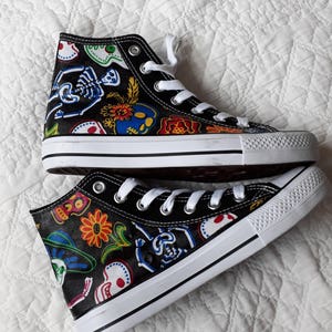 Hand-aangepaste/aangepaste schedels skeletten Mexican Day of Dead geïnspireerde sneakers hoge sneakers schoenen