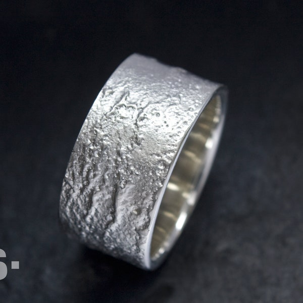 Ring aus Silber 925. Silberring für Männer und Frauen. Unisexring. Aus der Goldschmiede Silberprinz.