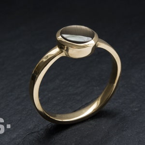 Fantastic star sapphire ring made of 585 gold. Sapphire ring, gold ring, engagement ring, size 56. image 3