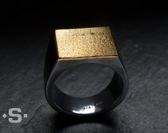 Signet ring, ring for men, men's ring, women's ring, unisex ring. Goldsmith jewelry.