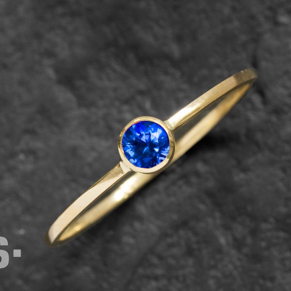 Saphir-Ring aus Gold 750. Zarter Ring mit echtem Saphir. Verlobungsring, Valentinstag. Aus der Goldschmiede Silberprinz.