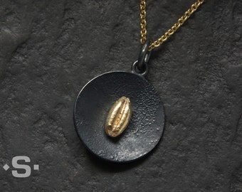 Go Vegan. Anhänger mit Weizenkorn. Gold 585, Silber 925. Statement-Kette. Handgefertigt in der Goldschmiede Silberprinz.