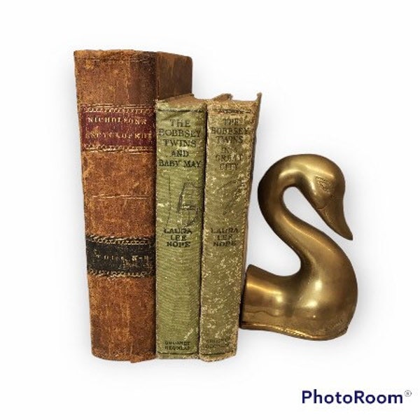 Swan Bookend Brass Swan Bookend Heavy Brass Swan Head Bookend Swan Doorstop Vintage Library Home Office Accessory Décor Brass Swan Statue