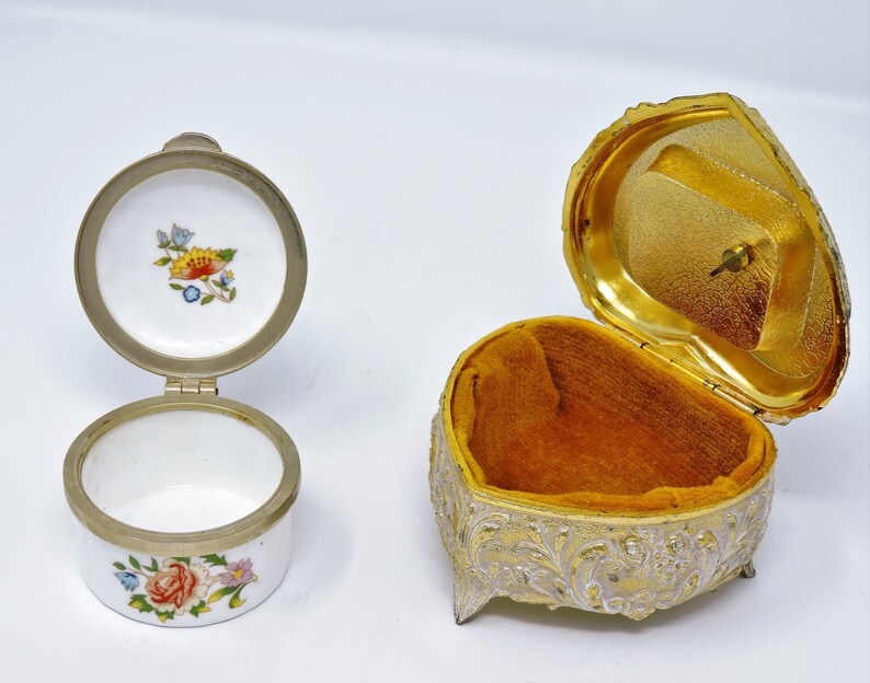 Heart Shaped Box with Clasp Yellow Fine Bone China wPink Roses Heart Ring Box /& Aynsley Fine China Miniature Round Pill Box Made in England