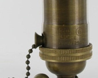 Light Socket w/Pull Chain - Antique Brass - Superior Quality Socket