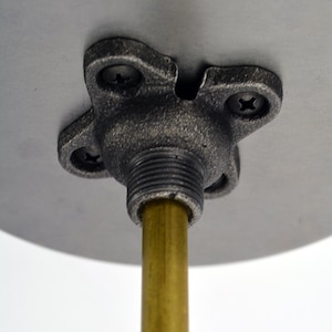 IRON FLANGE  1-3/4&quot;  - Cast Iron Pipe Flange - Industrial Flange - Pulley Base