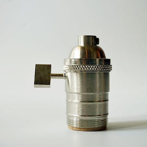 UNO Socket - SATIN NICKEL - Light Socket