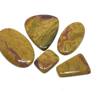 Yellow Jasper Cabs