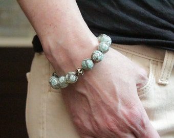 spring birthday gift for her / gemstone jewelry / jade green bracelet / layering bracelet pale green beaded stretch bracelet agate
