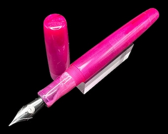 Artisan Handmade Fountain Pen Choice of JOWO #6 Nib RelicPens Hot Pink Resin With Kissing Lips Engraved Nib