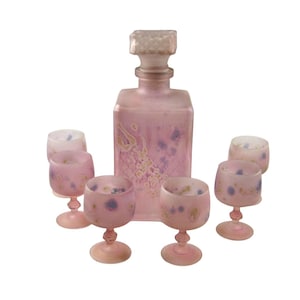 Juego de decantador vintage de 7 piezas de vidrio esmerilado y 6 vasos pintados a mano en Francia.