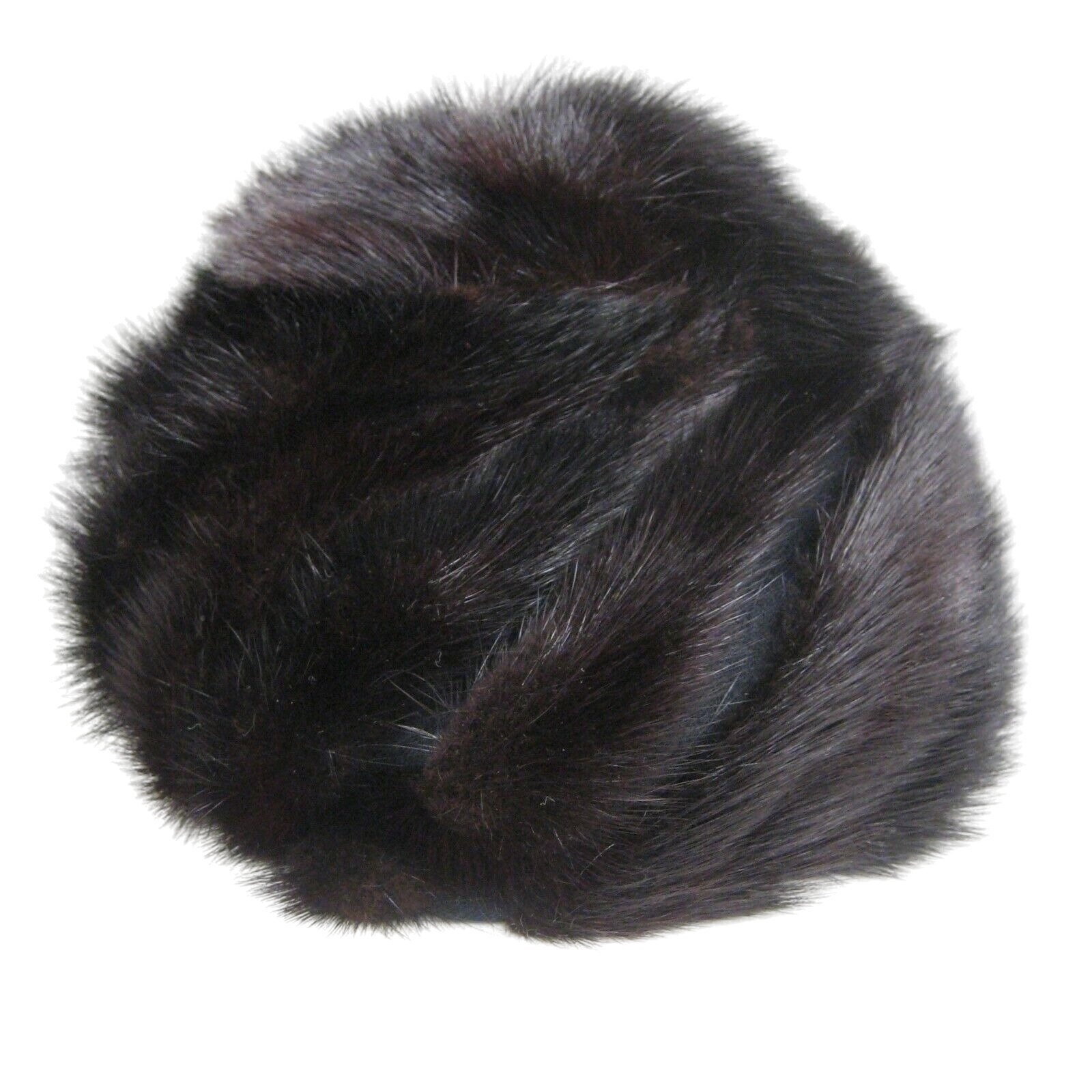 Vintage Bloomingdale\'s Fur Hat Bloomingdales Surell Faux Fur toque hat New | Mercari main image 3